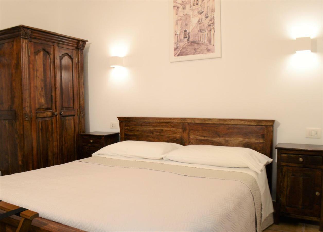 Il Castello Bed & Breakfast Petralia Sottana Bagian luar foto